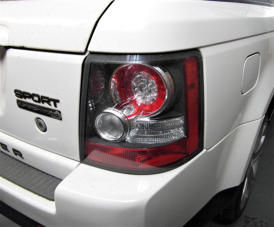 Range Rover Sport Taillight for sale | AUTO EZI