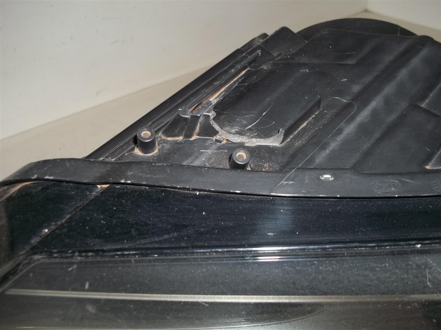 VW Tiguan '12-'15 left headlight - Private Seller VW Tiguan '12-'15 left headlight - Private Seller