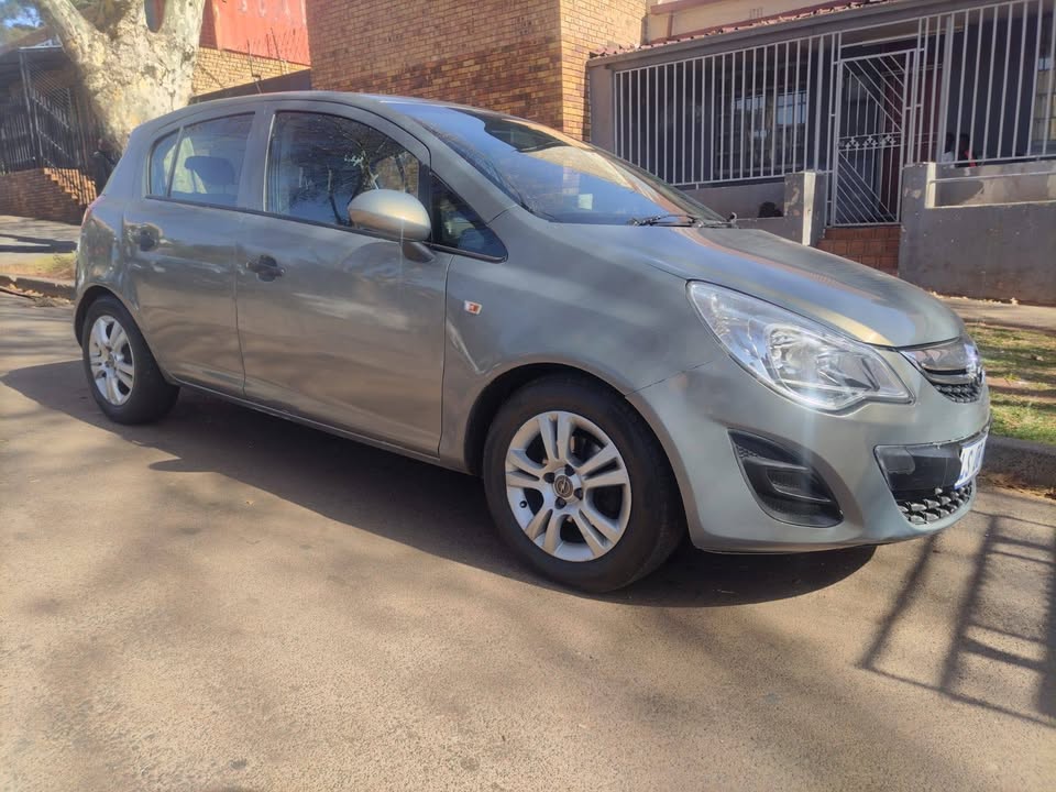 2014 Opel corsa 1.4