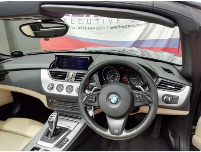 2013 BMW Z4 S-Drive 28i Roadster M-Sport Stephtronic