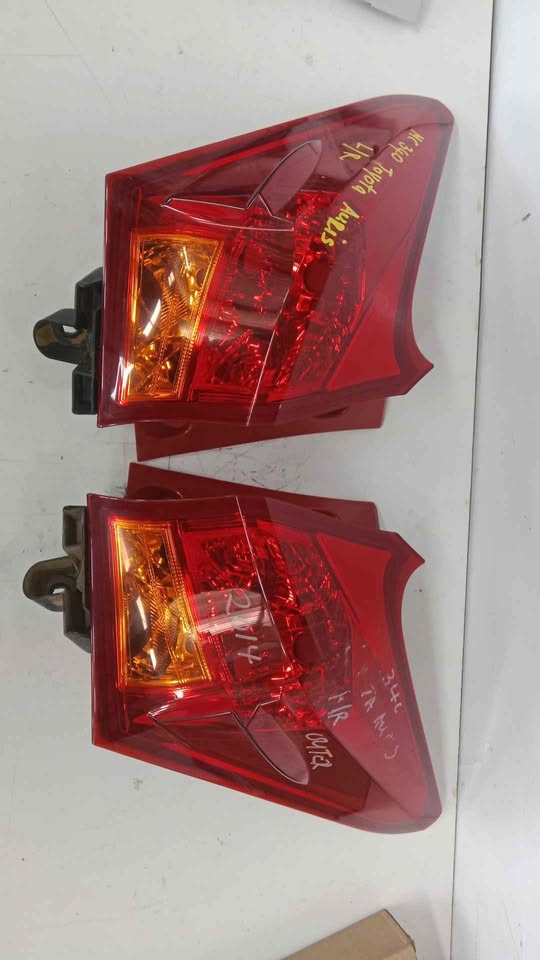 Toyota Auris 2014 Outer Taillights For Sale - Private Seller Toyota Auris 2014 Outer Taillights For Sale - Private Seller