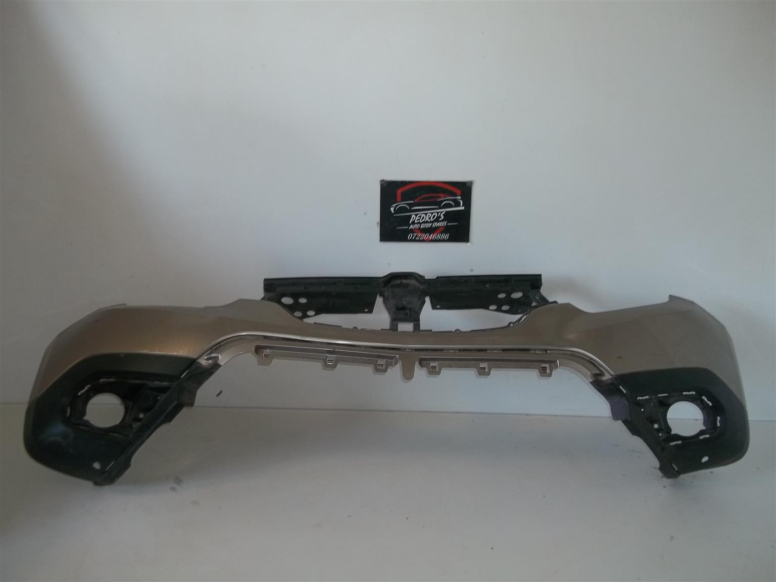 Renault Duster front bumper - Private Seller Renault Duster front bumper - Private Seller