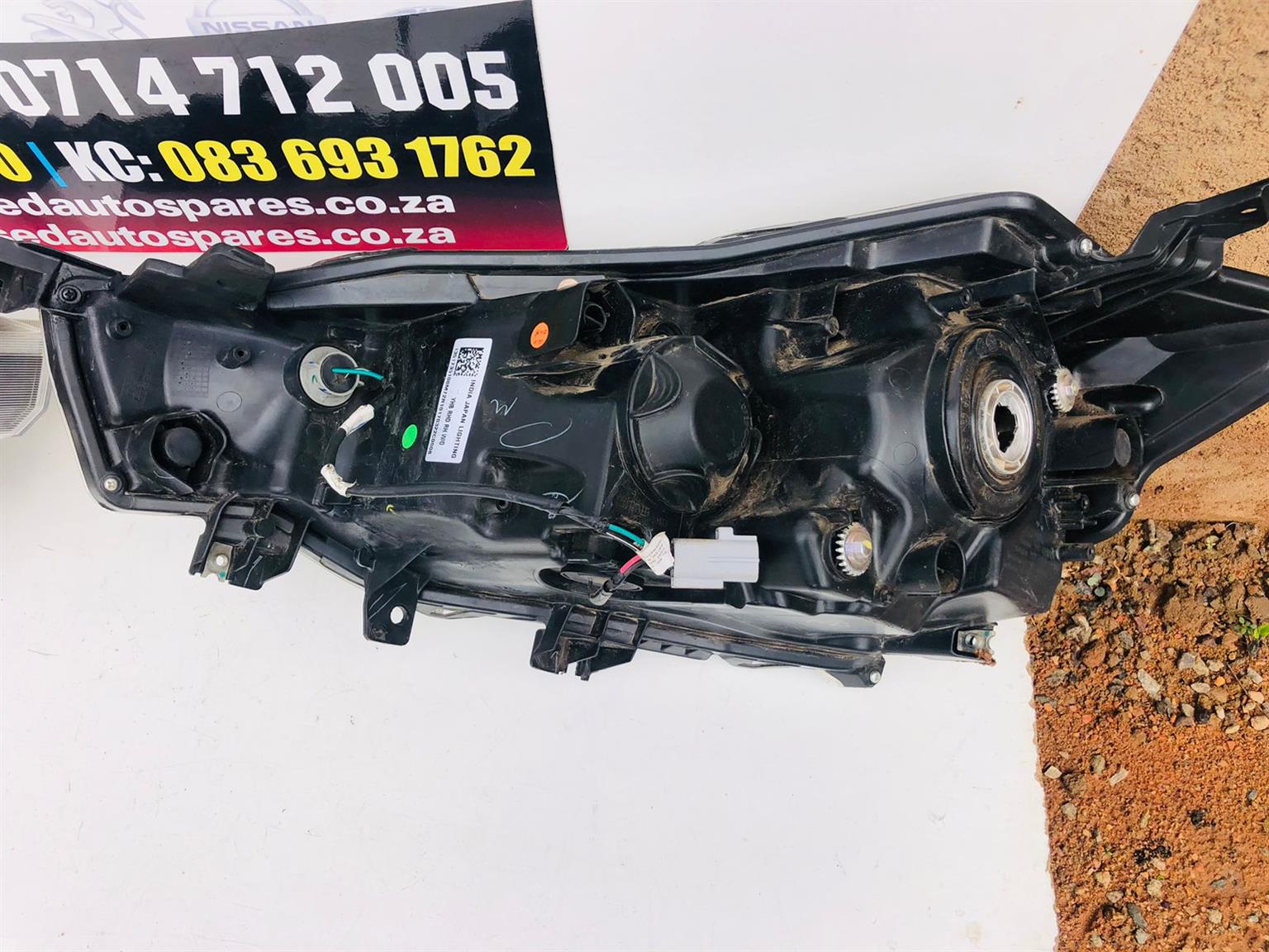 Suzuki Ertiga left headlight remaining - Private Seller Suzuki Ertiga left headlight remaining - Private Seller