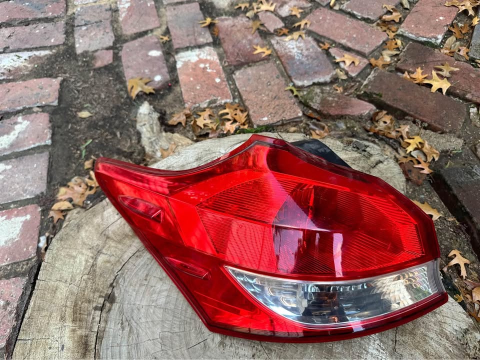 2017-2020 Toyota Yaris Taillights - Private Seller 2017-2020 Toyota Yaris Taillights - Private Seller