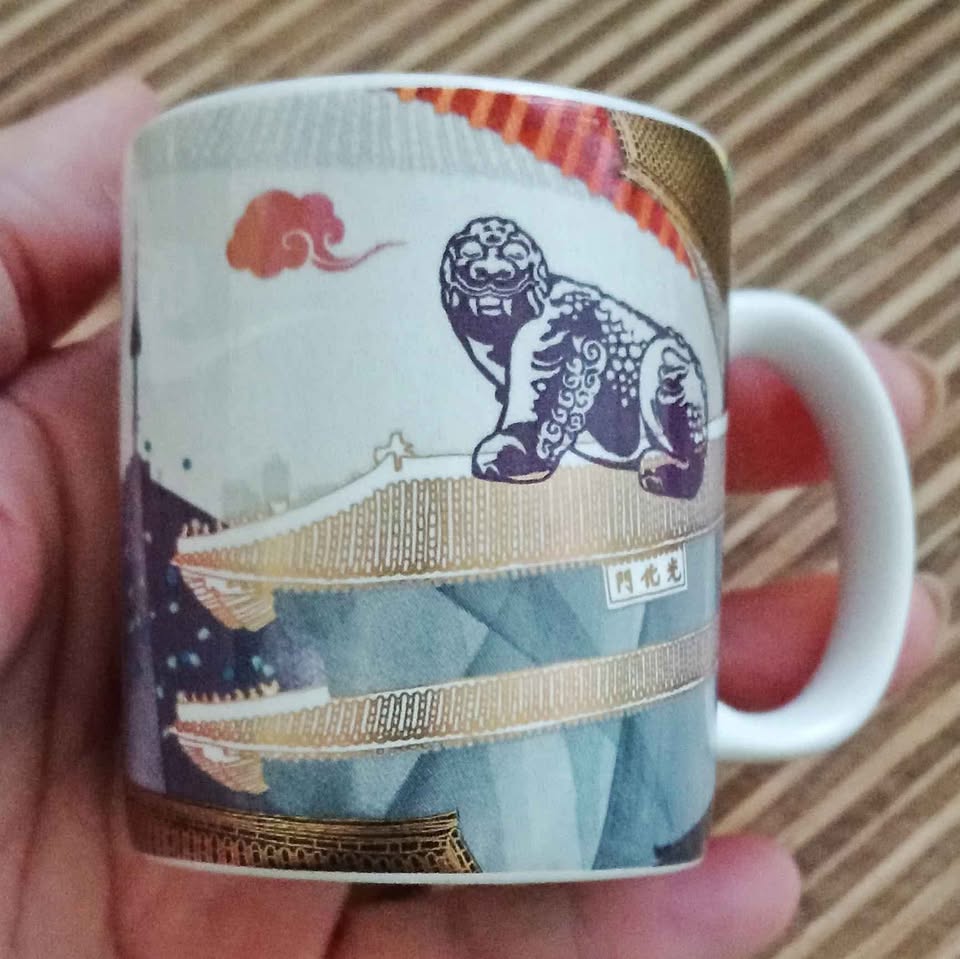 Small Seoul Collectables Mug 2014