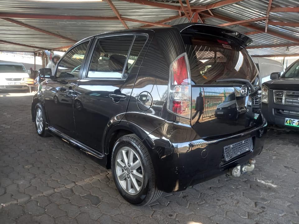 Daihatsu Sirrion 1.3 Manual petrol  2010 Black