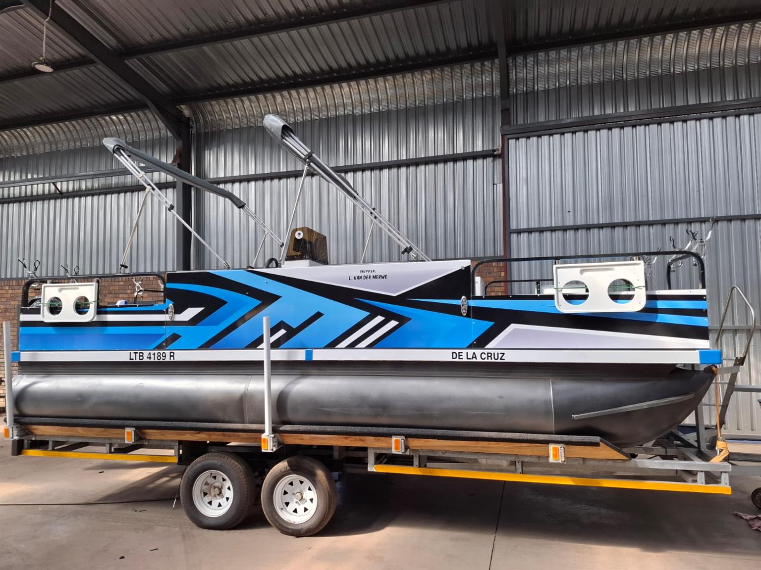 20FEET NEWLY REBUILDT FISHING/LEISURE PONTOON BOAT FOR SALE
