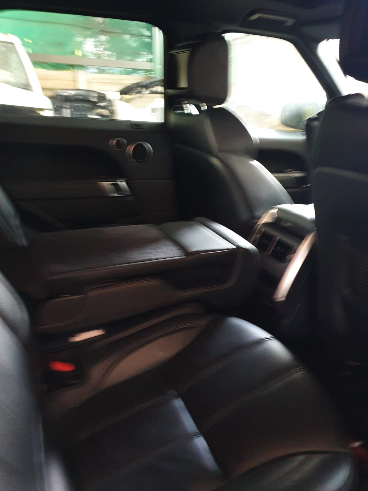 RANGE ROVER SPORT 4.4 SDV8 STRIPPING