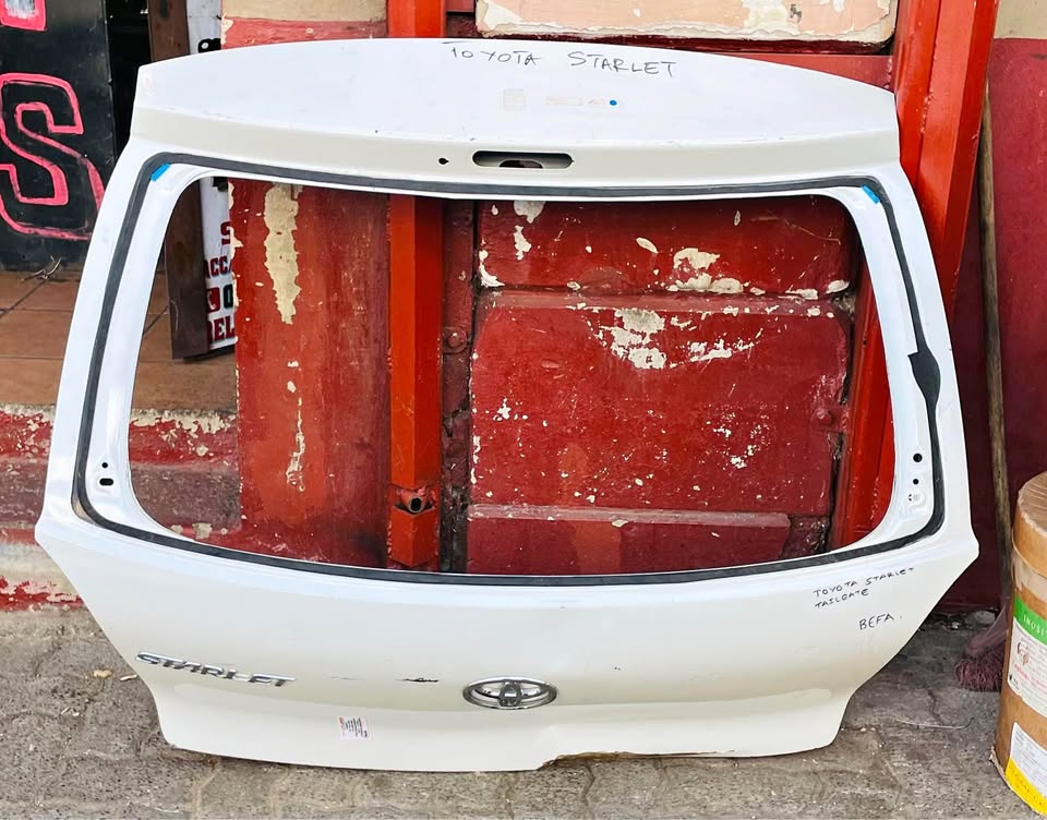 Toyota Starlet tailgate - Private Seller Toyota Starlet tailgate - Private Seller