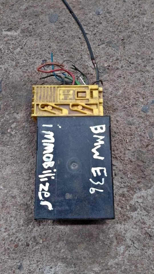 BMW E36 immobilizer selling for R350 - Private Seller BMW E36 immobilizer selling for R350 - Private Seller