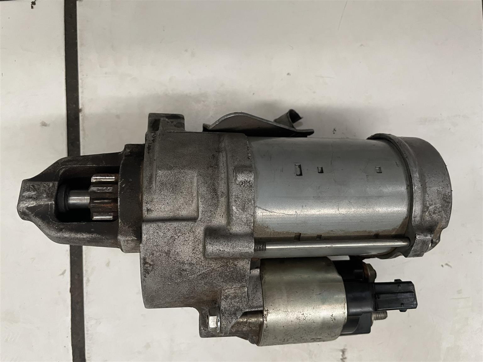 1992-1995 BMW 325i M52 Starter Motor 755613101 - Private Seller 1992-1995 BMW 325i M52 Starter Motor 755613101 - Private Seller