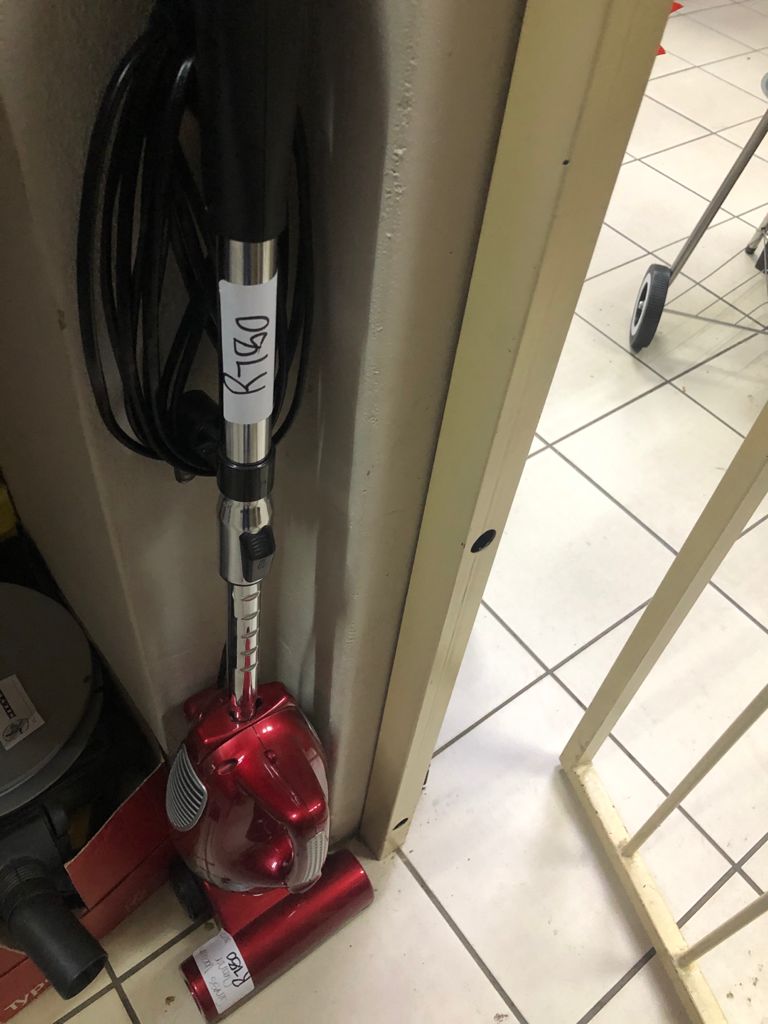 Genesis Vacuum Cleaner 