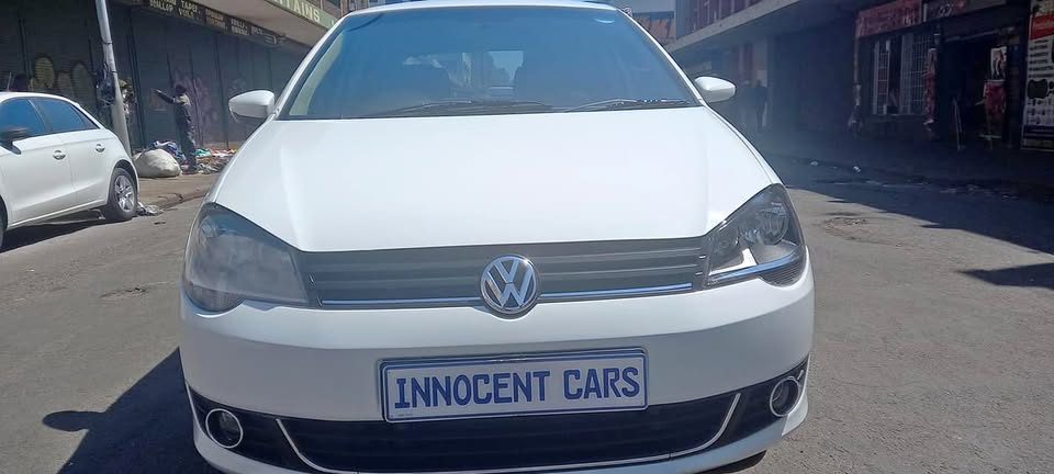 2017 VW POLO VIVO 1.4 MANUAL TRANSMISSION, WHITE COLOUR, MILEAGE 75000KM