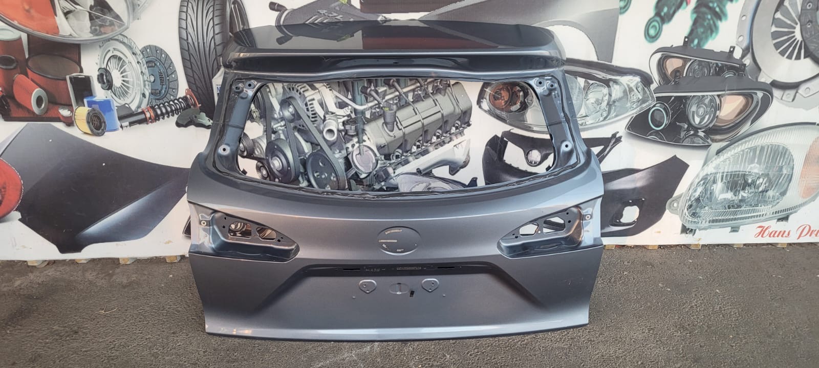 2026 TOYOTA COROLLA CROSS TAILGATE SHELL FOR SALE. IN PRISTINE CONDITION - Private Seller 2026 TOYOTA COROLLA CROSS TAILGATE SHELL FOR SALE. IN PRISTINE CONDITION - Private Seller
