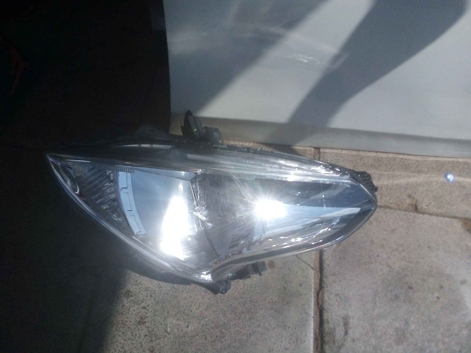 2020 Nissan Almera Headlight - Private Seller 2020 Nissan Almera Headlight - Private Seller