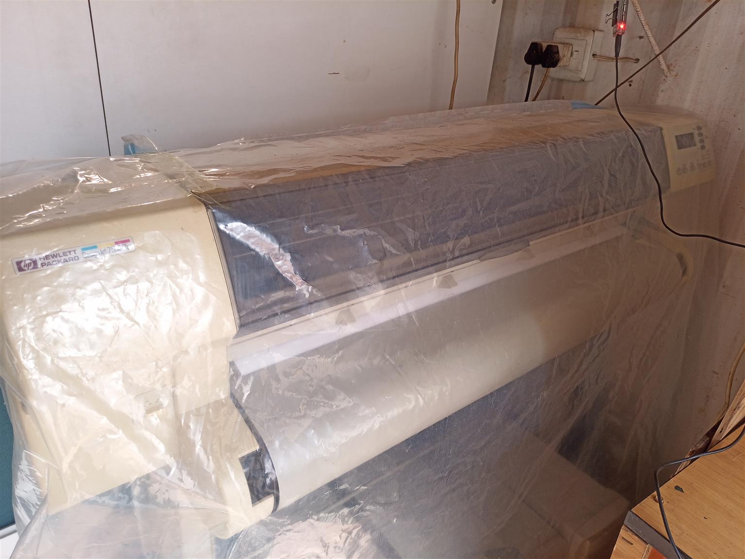 HP DESIGNJET 750C PLUS FOR SALE | Junk Mail Marketplace