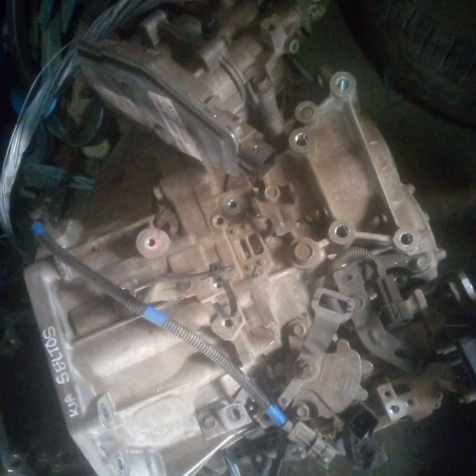 Kia seltons automatic transmission gear box - Private Seller Kia seltons automatic transmission gear box - Private Seller