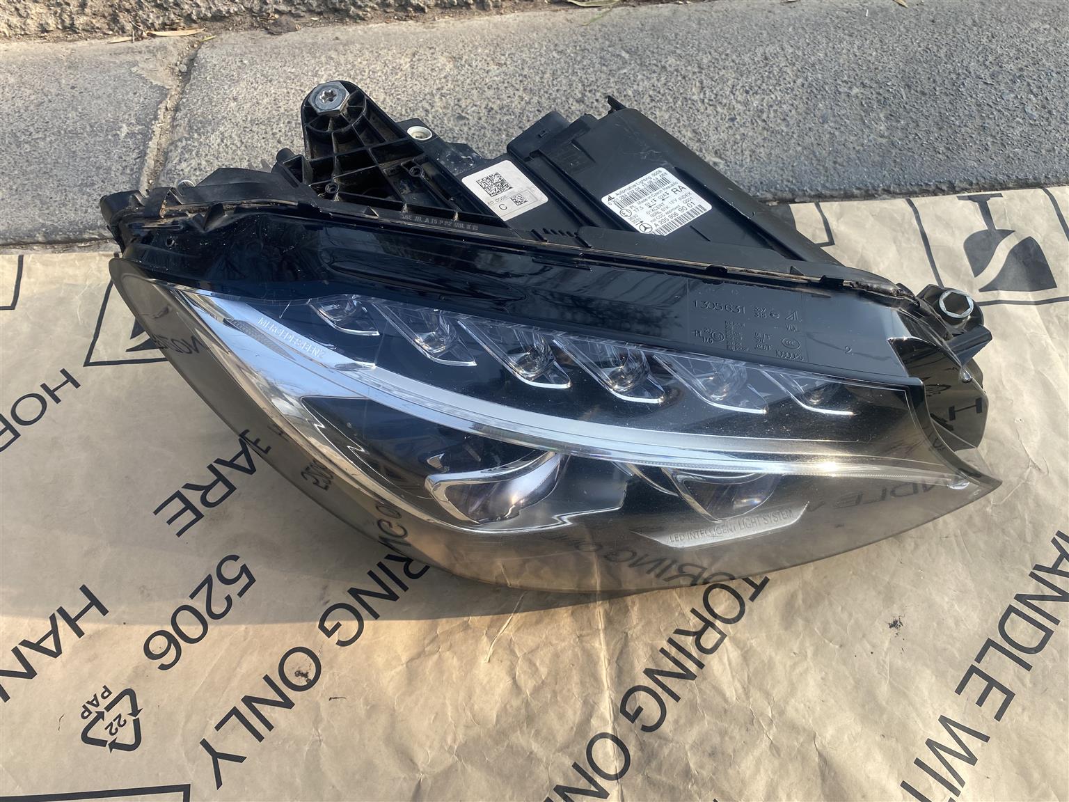 2017 MERCEDES BENZ C-CLASS W205 FULL LED DUAL LENS HEADLIGHT RIGHT SIDE FOR SALE - Private Seller 2017 MERCEDES BENZ C-CLASS W205 FULL LED DUAL LENS HEADLIGHT RIGHT SIDE FOR SALE - Private Seller