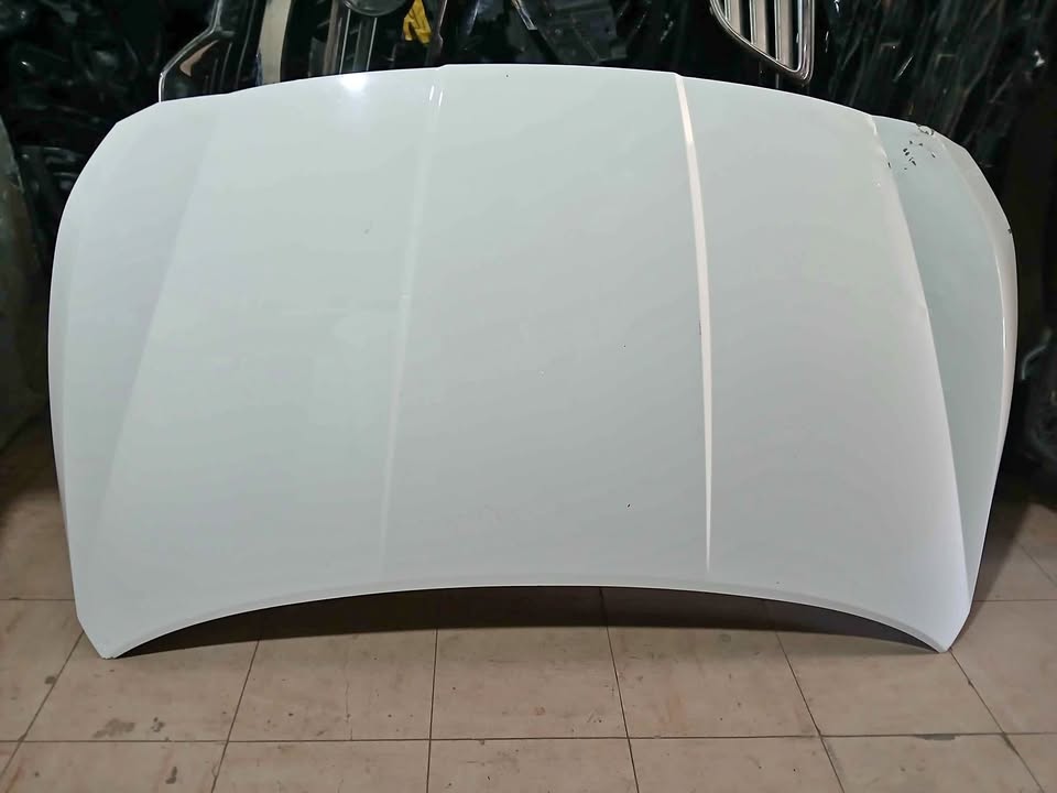 Hyundai i20 grand bonnet
