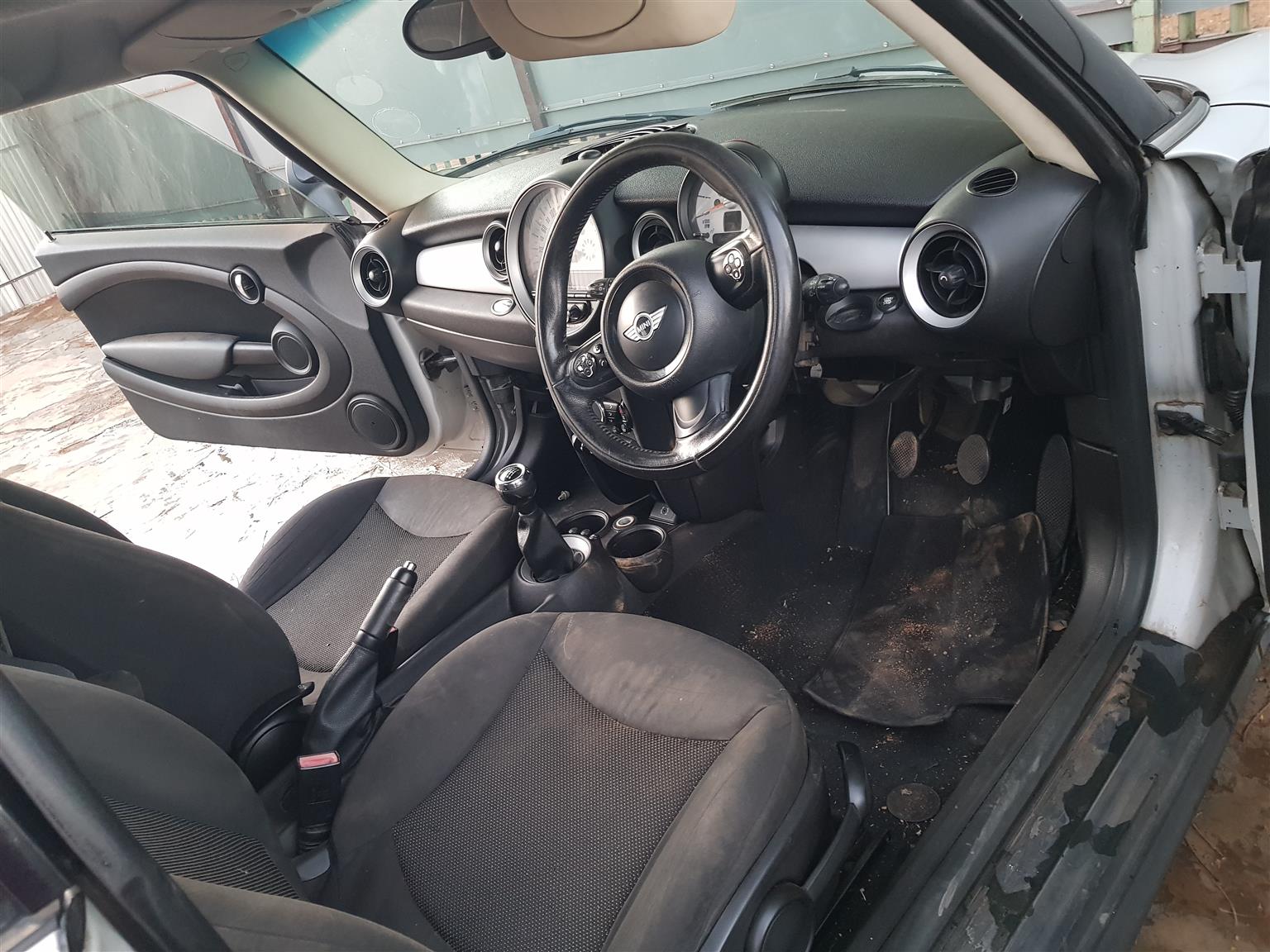 mini cooper stripping for spares & Parts facelift - Private Seller