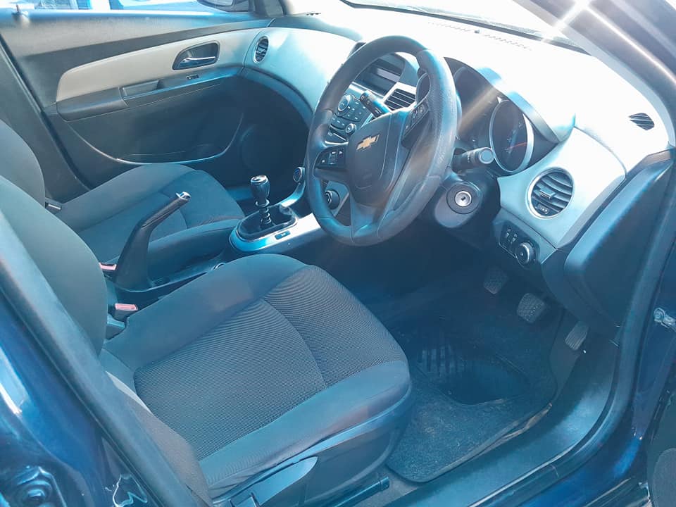 2015 CHEVROLET CRUZE 1.6 MANUAL
