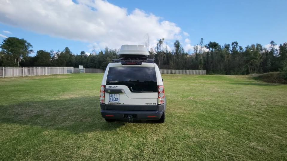 KEYONA Land Rover Discovery TDV6 HSE Luxury 7-Seater — Drive Your Dream Today