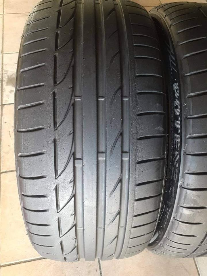225/40/18 Bridgestone Run Flat Tyres for Sale. Contact - Private Seller