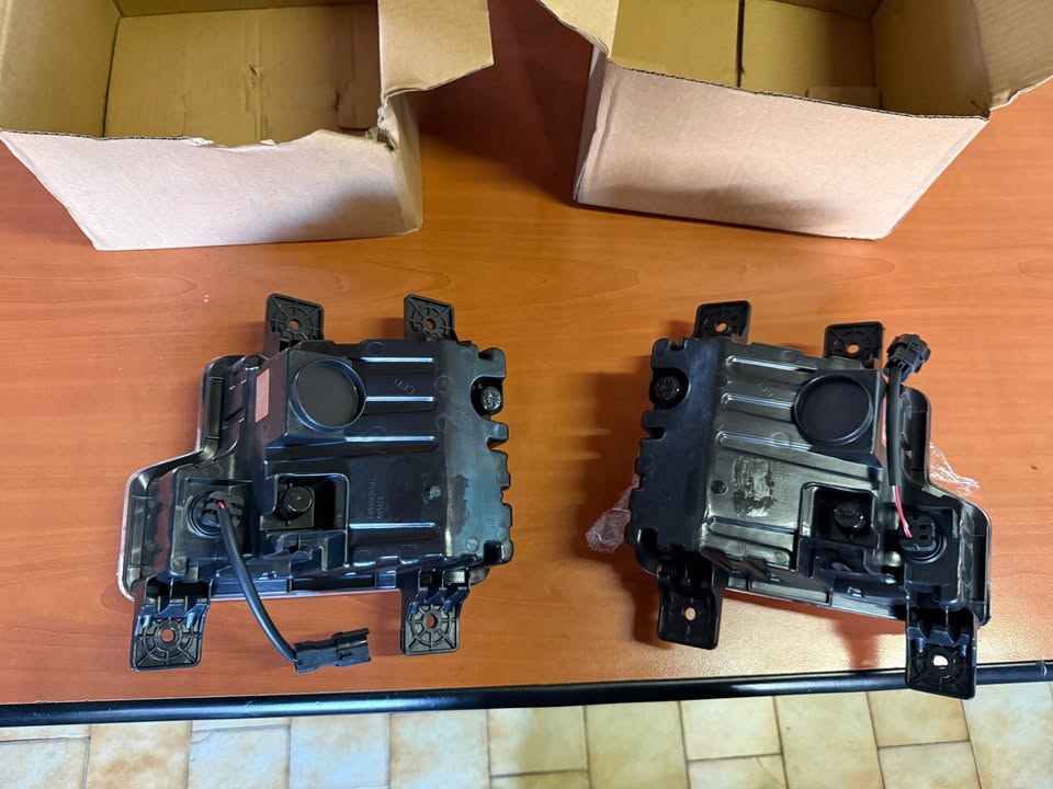 Chery Tiggo 4 Pro Fog Light Set Left and Right - Private Seller Chery Tiggo 4 Pro Fog Light Set Left and Right - Private Seller