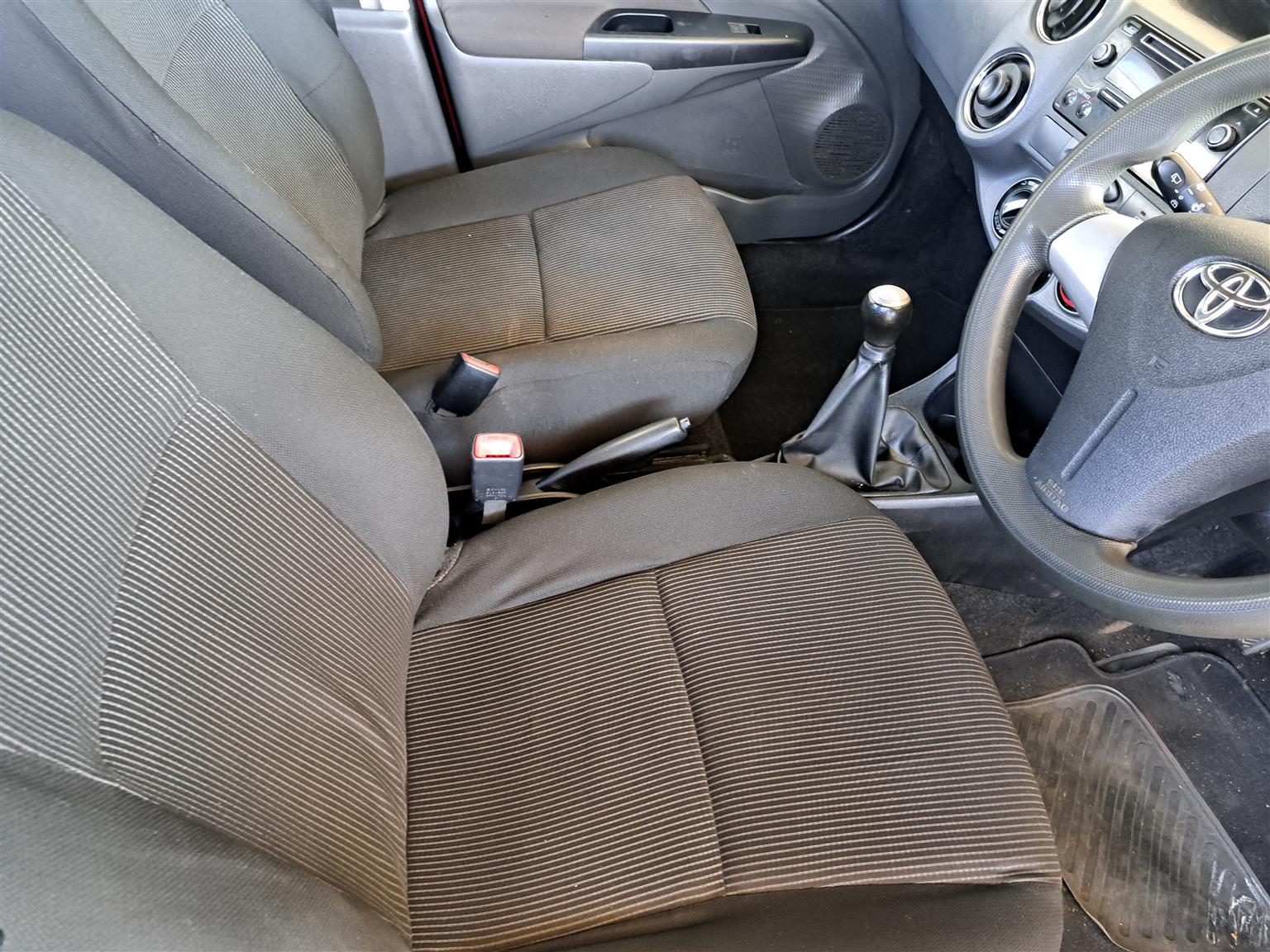 TOYOTA ETIOS 1.5 HATCH