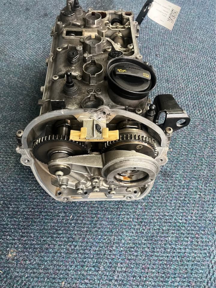 CDH COMPLETE CYLINDER HEAD  2.0 AUDI A4 TFSI 118KW - Private Seller