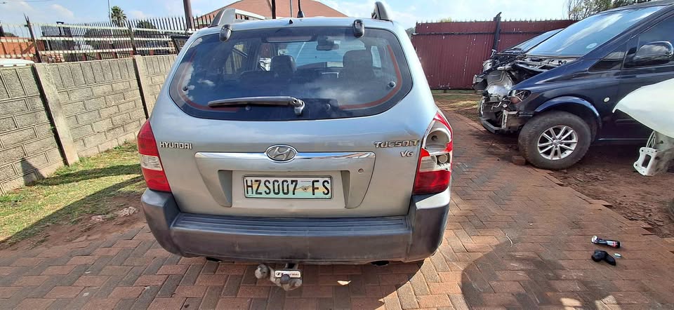Hyundai Tucson 2007 stripping for parts/spares at Spareline - Private Seller Hyundai Tucson 2007 stripping for parts/spares at Spareline - Private Seller