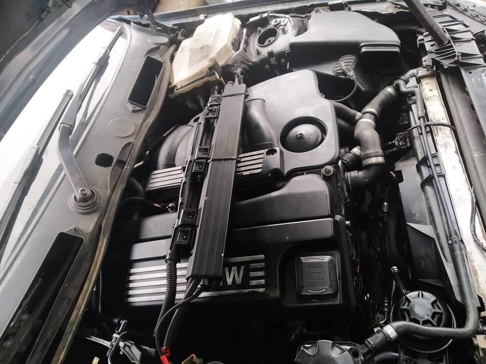 Bmw E46/E90 16V DOHC N46 engine - Private Seller Bmw E46/E90 16V DOHC N46 engine - Private Seller