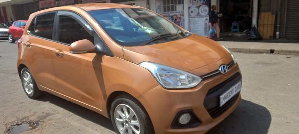 2015 HYUNDAI i10 GRAND 1.2 PETROL, MANUAL, BROWN COLOUR
