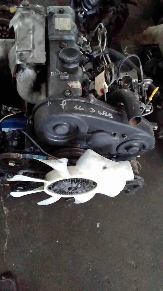 HYUNDAI D4BB 2.6L NON TURBO COMPLETE ENGINE FOR SALE - Private Seller HYUNDAI D4BB 2.6L NON TURBO COMPLETE ENGINE FOR SALE - Private Seller