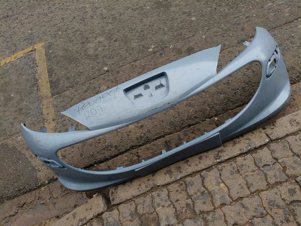 Peugeot 207 front bumper 2006 - Private Seller Peugeot 207 front bumper 2006 - Private Seller