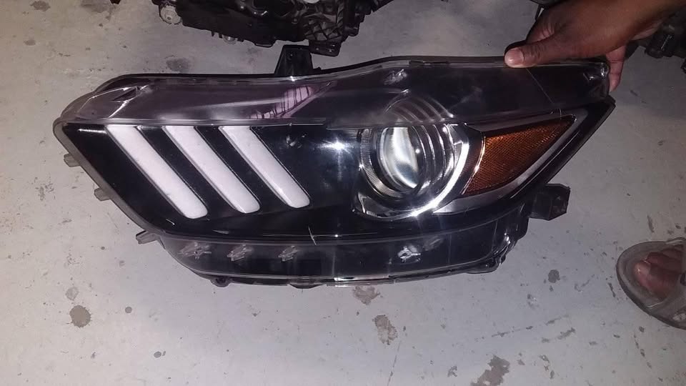Head lights for sale
