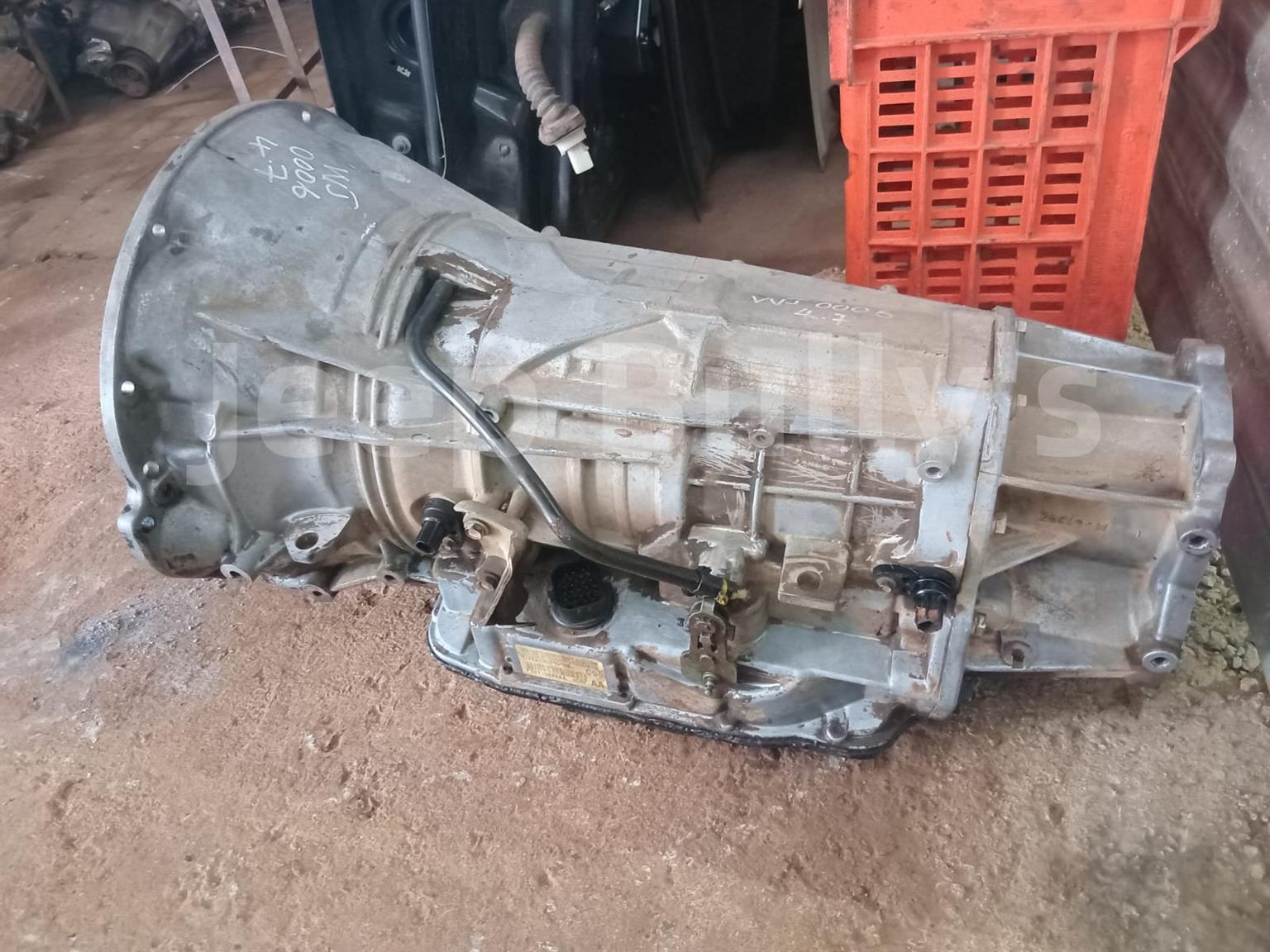 Gearbox From Stripped Jeep Grand Cherokee WJ (Auto 4.7) - Jeep Spares - Private Seller Gearbox From Stripped Jeep Grand Cherokee WJ (Auto 4.7) - Jeep Spares - Private Seller