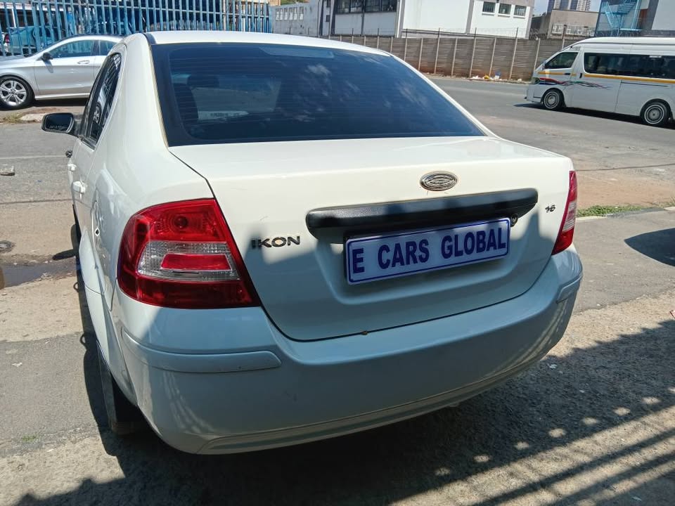 2012 Ford ikon