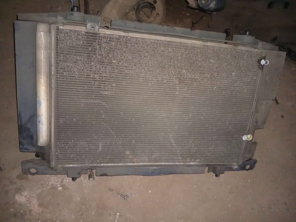 Toyota quest 1.6 complete radiator - Private Seller Toyota quest 1.6 complete radiator - Private Seller