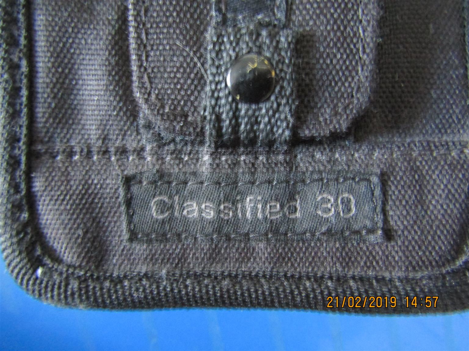 Lowepro Classified 30 - Point-and-Shoot Camera Bag