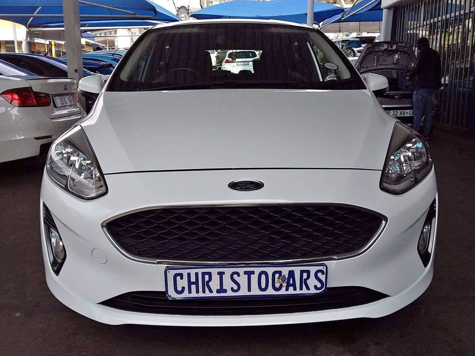 2018 Ford fiesta hatchback automatic 2018