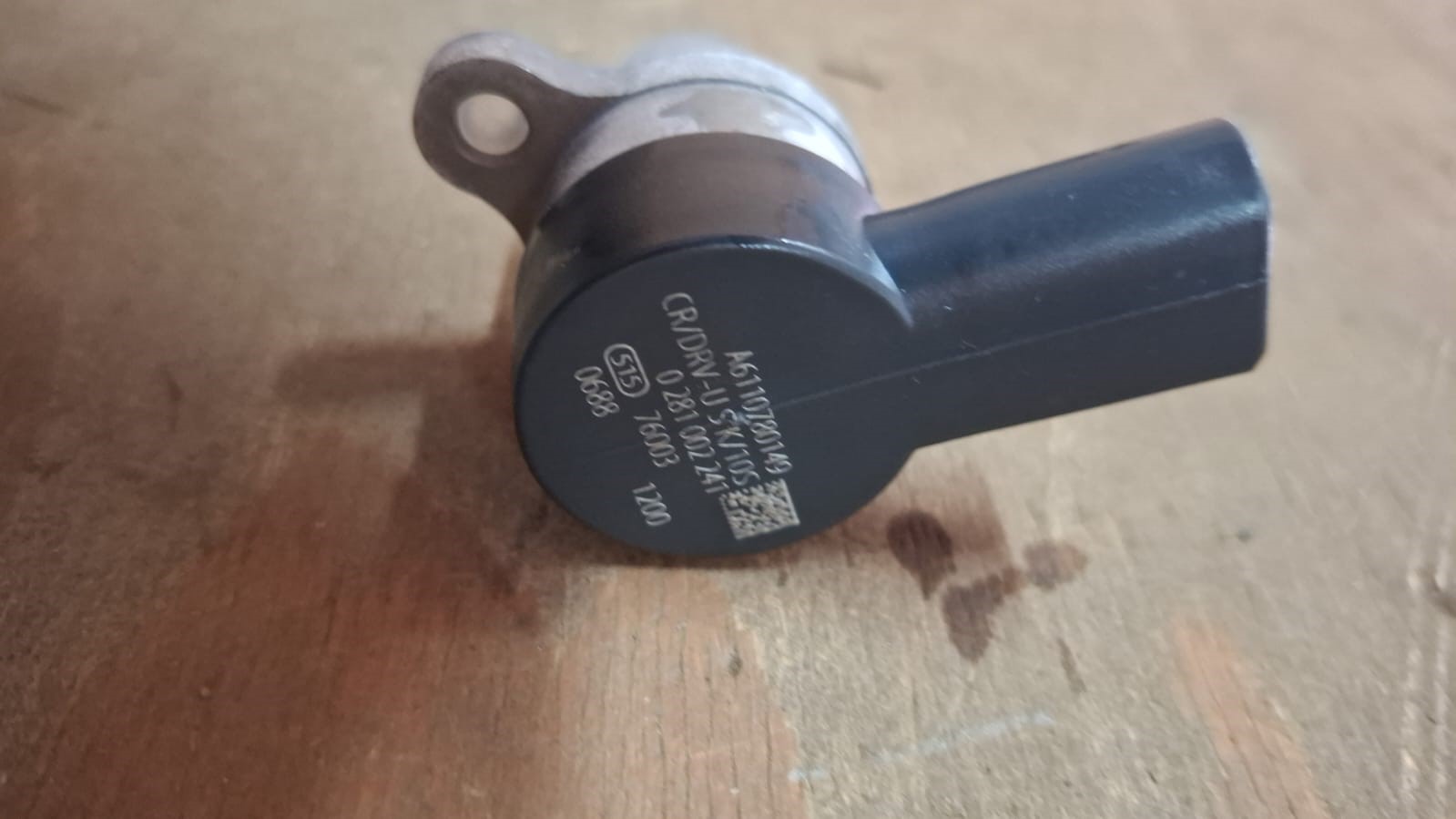 Mercedes W203 C270 C220 Fuel Rail Sensor M646 M612 M611 - For Sale