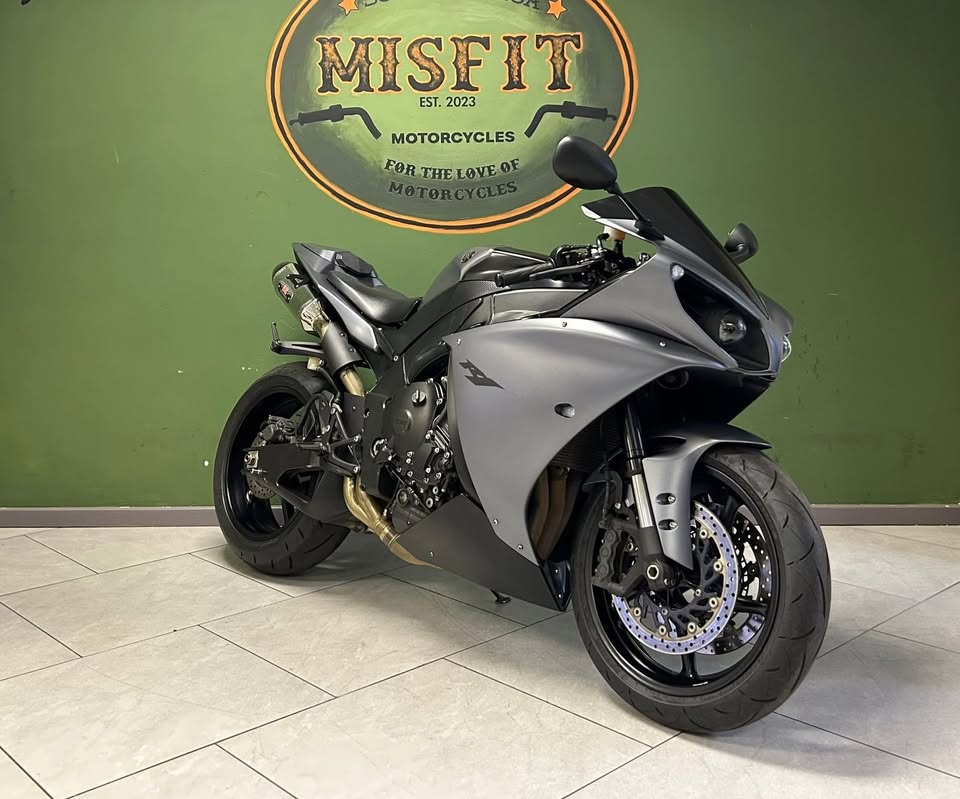 2014 Yamaha  R-1 - Private Seller