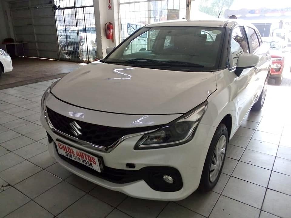 2023 SUZUKI BALENO 1.5  AUTOMATIC WHITE  SPARE KEY  SERVICE BOOK  FULL SERVICE HISTORY 4000KM, REVER 2023 SUZUKI BALENO 1.5  AUTOMATIC WHITE  SPARE KEY  SERVICE BOOK  FULL SERVICE HISTORY 4000KM, REVER