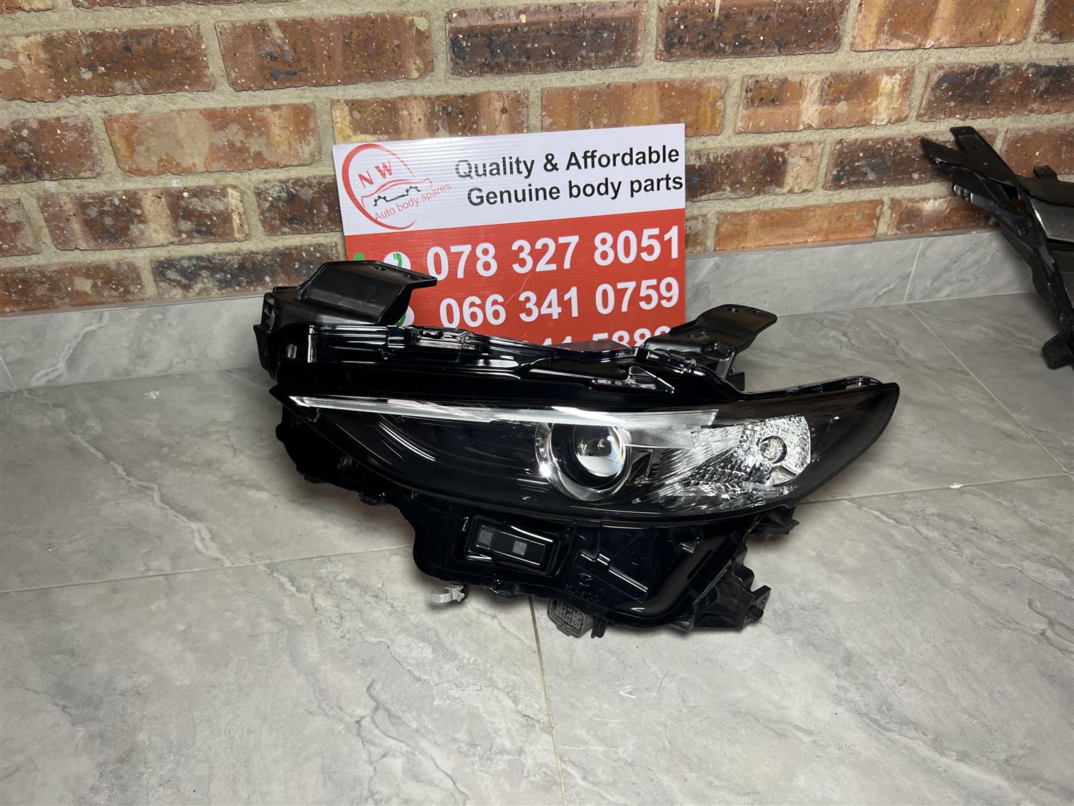 Mazda 3 Headlight 2019-2023 - Private Seller Mazda 3 Headlight 2019-2023 - Private Seller