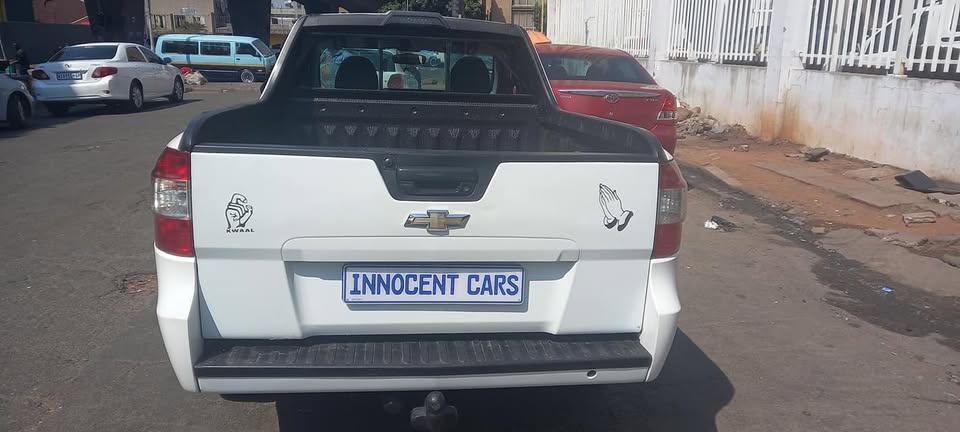 2015 CHERVOLET UTILITY BAKKIE  1.6 MANUAL TRANSMISSION