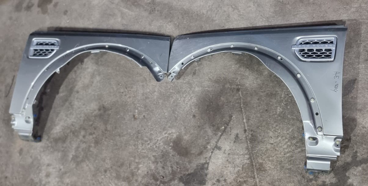 Discovery 4 TDV6 Left and Right Fender Discovery 4 TDV6 Left and Right Fender
