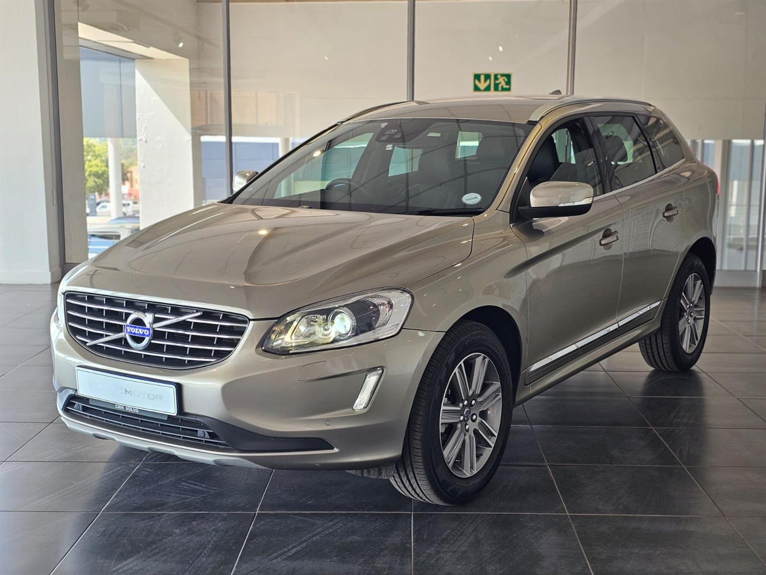 Used 2016 Volvo XC60 T5 Inscription - Private Seller Used 2016 Volvo XC60 T5 Inscription - Private Seller
