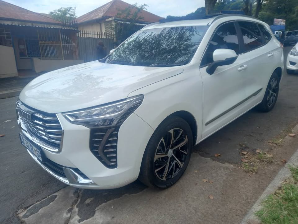 2023 HAVAL JOLION 1.5 LUXURY,  AUTOMATIC, WHITE, 26000kms