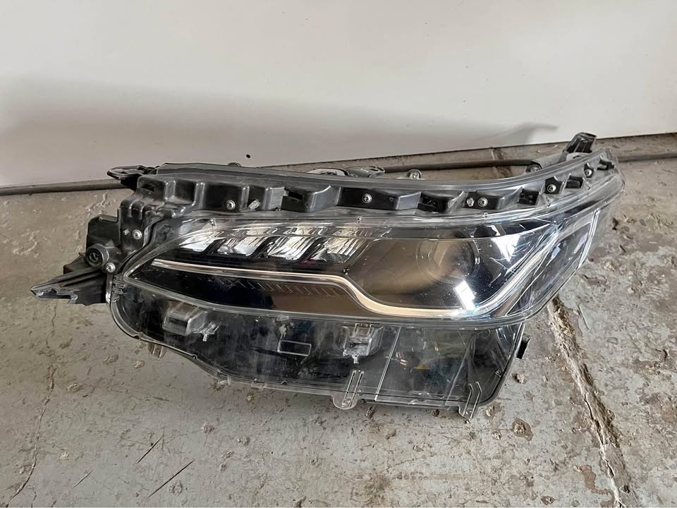 Toyota Fortuner headlight 2024